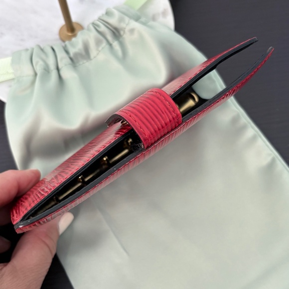 LOUIS VUITTON Epi Leather Small Ring Agenda Cover Red - Picture 14 of 14